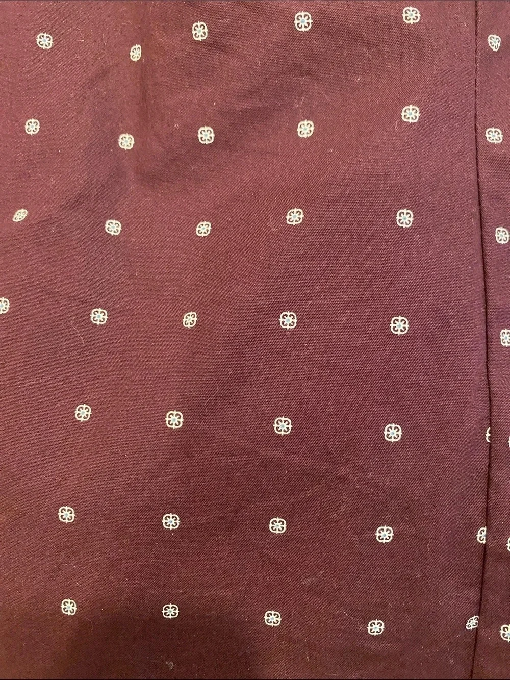 Banana Republic Non-Iron Slim Fit Polka Dot Shirt Burgundy Small Like New